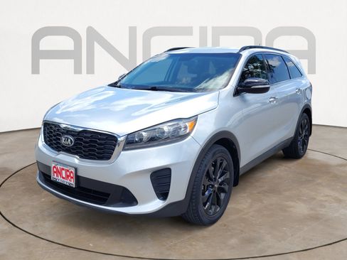 Used 2019 Kia Sorento S FWD image 8