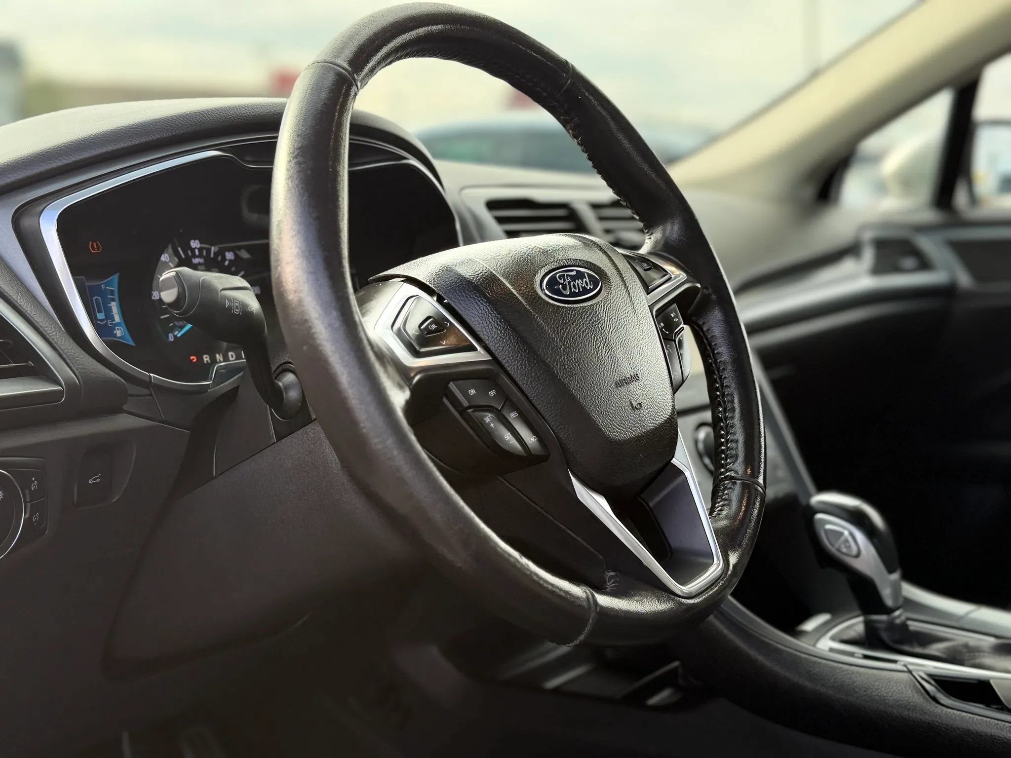 Used 2014 Ford Fusion Titanium FWD image 14