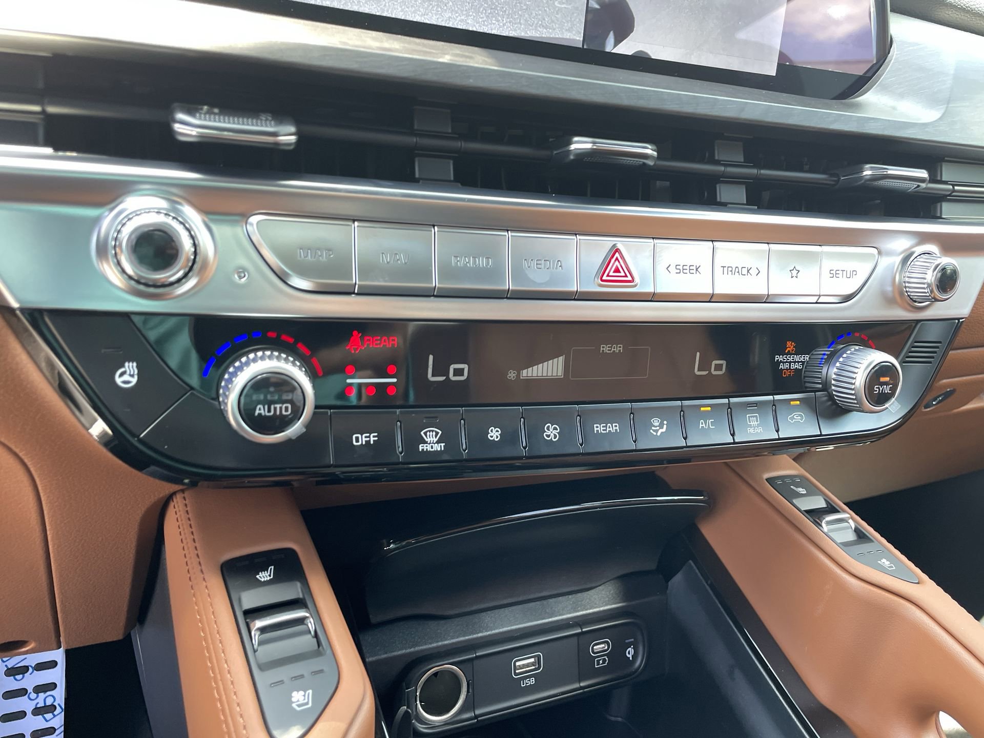 Used 2025 Kia Telluride SX X-Line AWD/4WD image 25