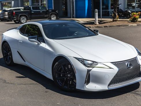 Used 2018 Lexus LC 500 Coupe RWD image 2