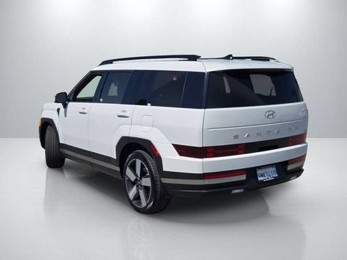 Used 2024 Hyundai Santa Fe Limited FWD image 6