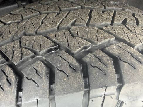 Used 2018 Ford F150 XLT w/ Max Trailer Tow Package image 13