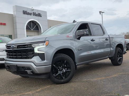 Used 2026 Chevrolet Silverado 1500 RST image 1