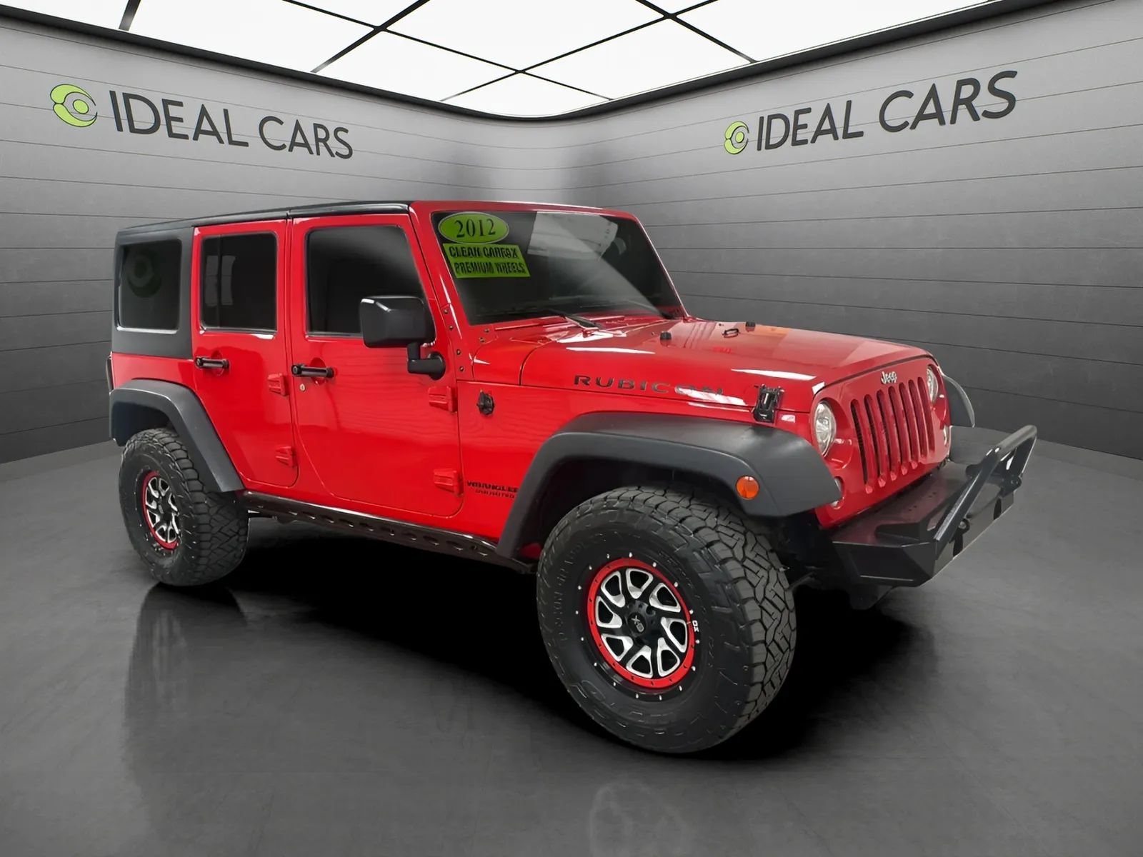 Used 2017 Jeep Wrangler Unlimited Rubicon w/ Connectivity Group AWD/4WD image 3