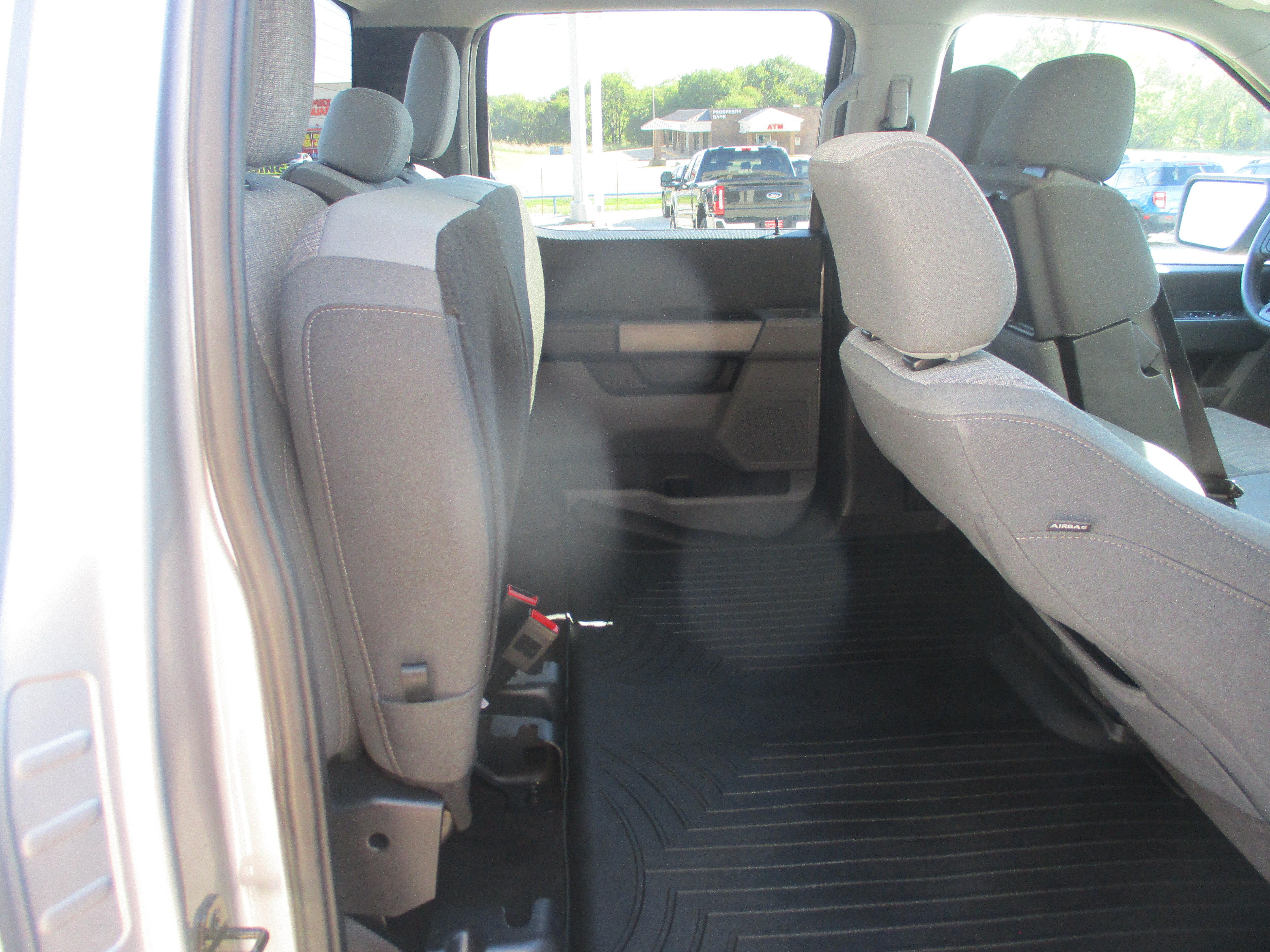 Used 2023 Ford F150 XLT AWD/4WD image 6
