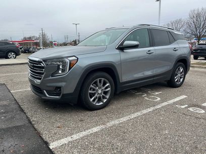 Used 2024 GMC Terrain SLT