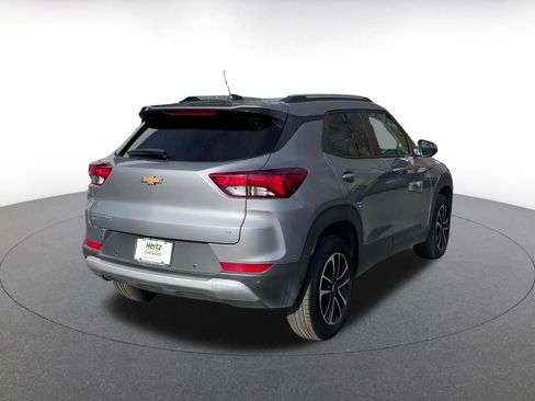 Used 2025 Chevrolet TrailBlazer LT w/ Driver Confidence Package image 14