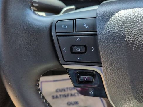 Certified 2025 Toyota Camry SE FWD image 18