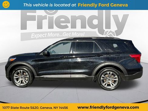 Used 2021 Ford Explorer XLT w/ Equipment Group 202A AWD/4WD image 7