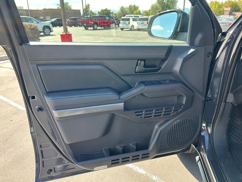 New 2025 Toyota Tacoma SR5 image 9