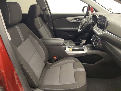 Used 2024 Chevrolet Blazer LT w/ Convenience Package FWD image 21