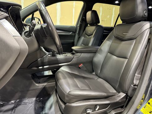 Used 2021 Cadillac XT6 Luxury image 5