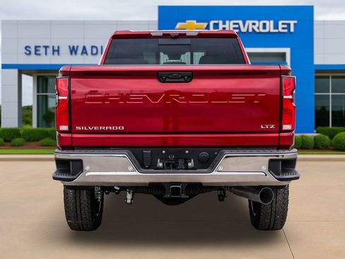 New 2026 Chevrolet Silverado 2500 LTZ w/ LTZ Premium Package AWD/4WD image 6