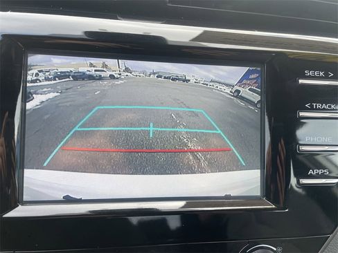 Used 2019 Toyota Camry SE image 20