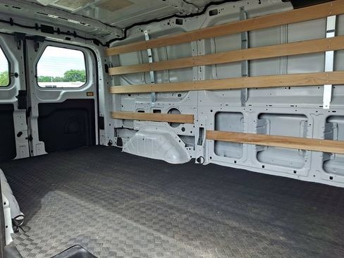 Used 2025 Ford Transit 250 Low Roof w/ Exterior Upgrade Package RWD image 20