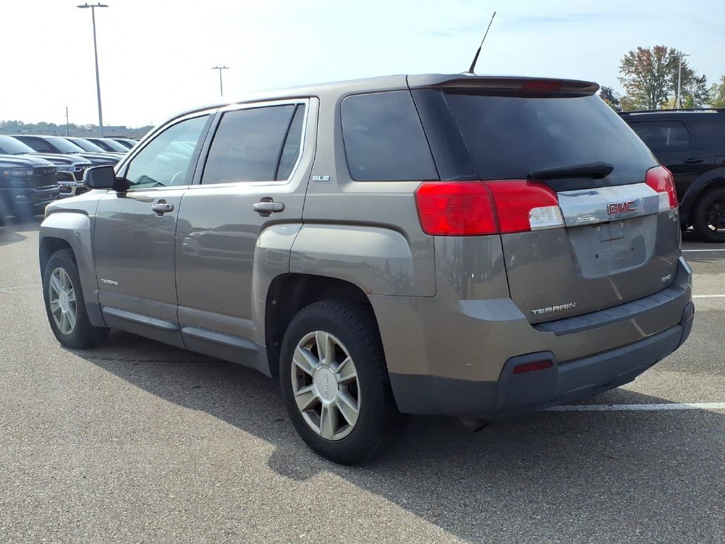 Used 2011 GMC Terrain SLE AWD/4WD image 6