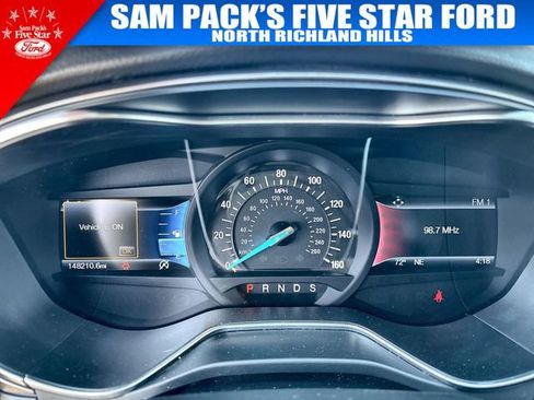 Used 2017 Ford Fusion SE w/ Equipment Group 201A image 24