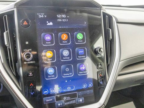 Used 2025 Subaru Crosstrek 2.0i Premium image 22