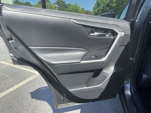 Used 2024 Toyota RAV4 XLE FWD image 17