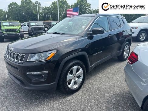 Used 2021 Jeep Compass Latitude w/ Convenience Group AWD/4WD image 3