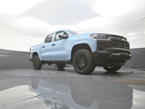 New 2026 Chevrolet Colorado W/T AWD/4WD image 9