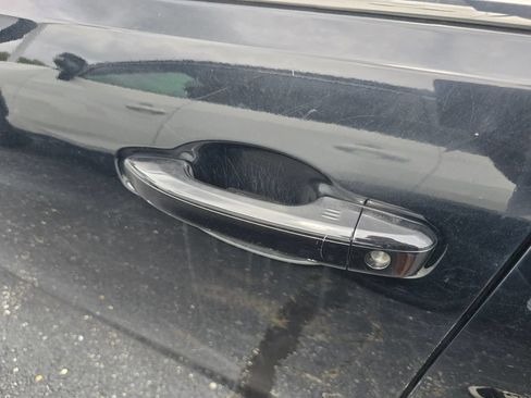 Used 2019 Honda Insight EX image 25