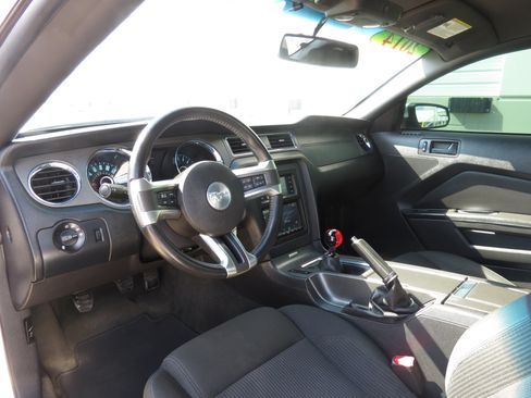 Used 2014 Ford Mustang GT w/ Equipment Group 301A RWD image 22