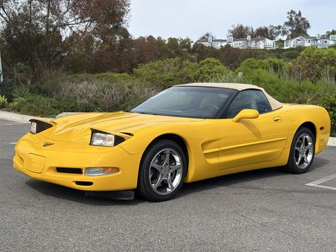 Used 2002 Chevrolet Corvette Convertible w/ Preferred Equipment Group2 RWD image 27