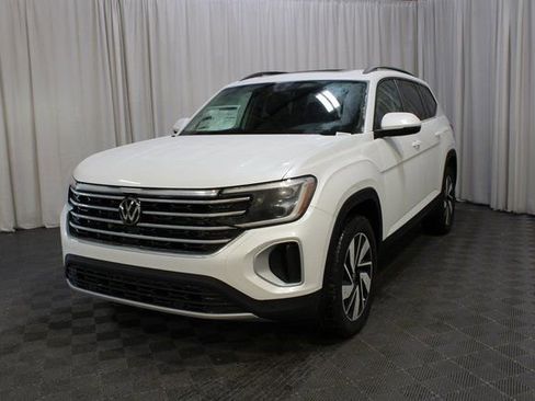 New 2026 Volkswagen Atlas SE image 33