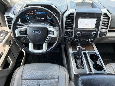 Certified 2018 Ford F150 Lariat w/ Equipment Group 502A Luxury AWD/4WD image 19