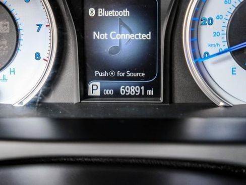 Used 2016 Toyota Camry SE FWD image 18