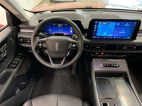 New 2025 Lincoln Aviator AWD w/ Equipment Group 101A image 21