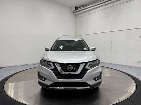 Used 2020 Nissan Rogue SL AWD/4WD image 2