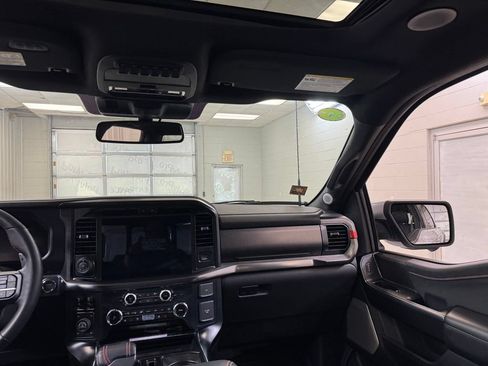 Used 2025 Ford F150 Raptor AWD/4WD image 29