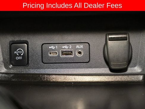 Used 2025 Nissan Sentra SV w/ All-Weather Package FWD image 15