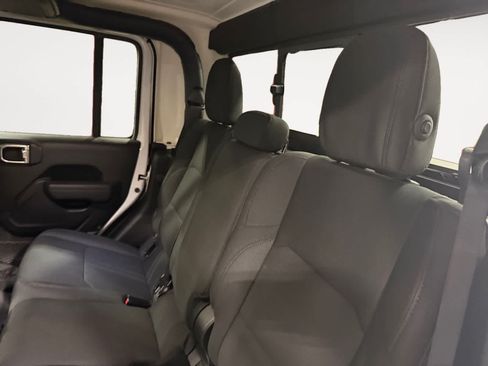 Used 2023 Jeep Gladiator Sport AWD/4WD image 14