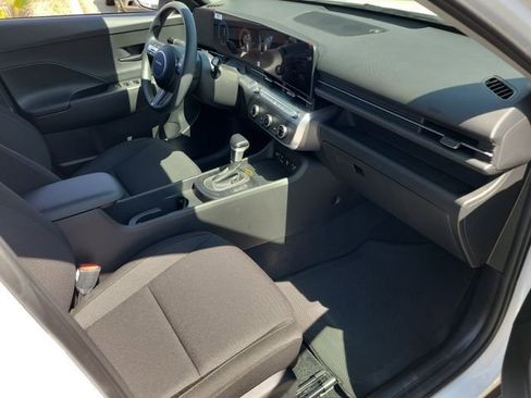 New 2026 Hyundai Kona SE FWD image 19