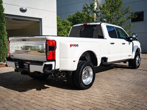 Used 2024 Ford F450 Limited w/ FX4 Off-Road Package image 10