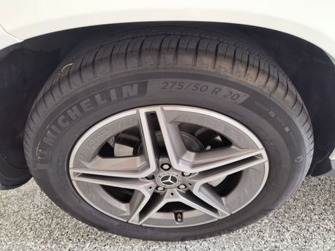 Used 2022 Mercedes-Benz GLE 450 4MATIC image 45