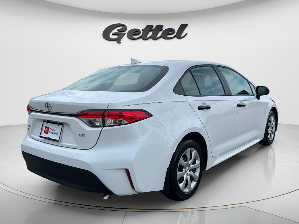 Used 2025 Toyota Corolla LE FWD image 5