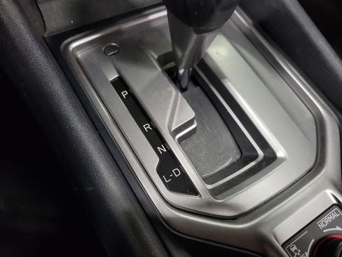 Used 2023 Subaru Forester Premium AWD/4WD image 17