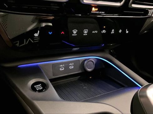 New 2026 Nissan Sentra SV FWD image 25