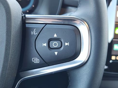 Used 2024 Volvo XC40 Recharge Plus w/ Protection Package Premier image 34