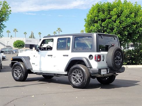 Used 2024 Jeep Wrangler Sport S image 2