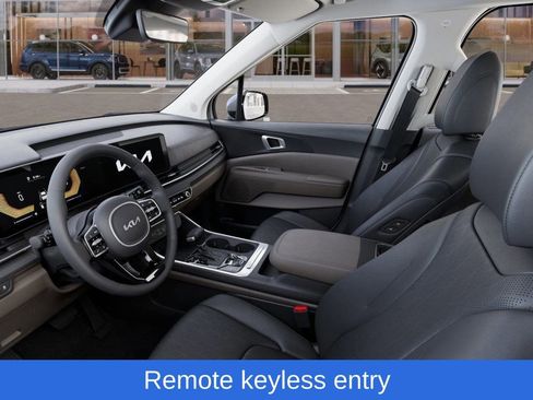 New 2026 Kia Carnival EX image 18