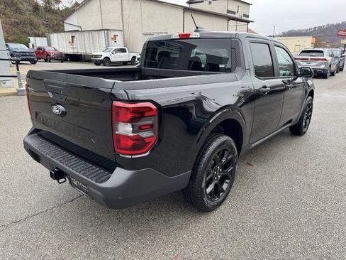 New 2025 Ford Maverick XLT w/ XLT Luxury Package image 9