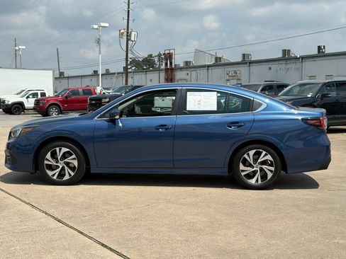 Used 2022 Subaru Legacy Premium AWD/4WD image 3