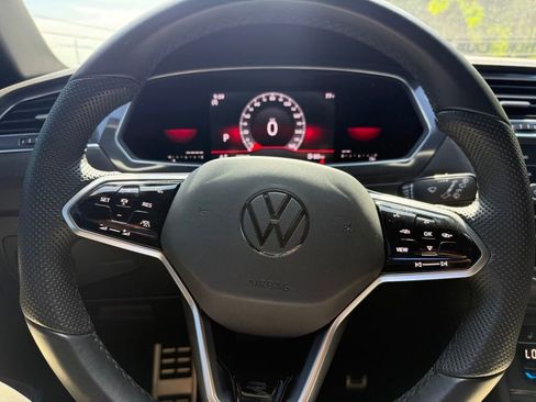 Used 2022 Volkswagen Tiguan SE R-Line FWD image 21
