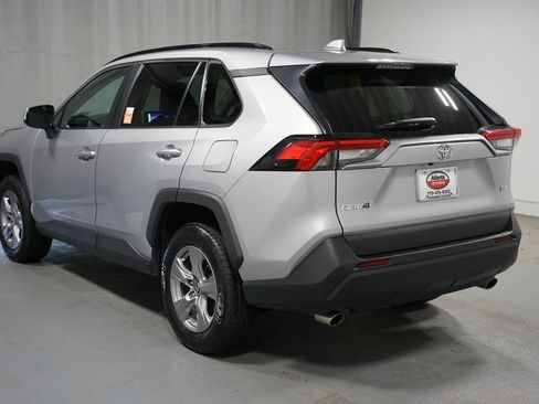 Used 2024 Toyota RAV4 XLE FWD image 6