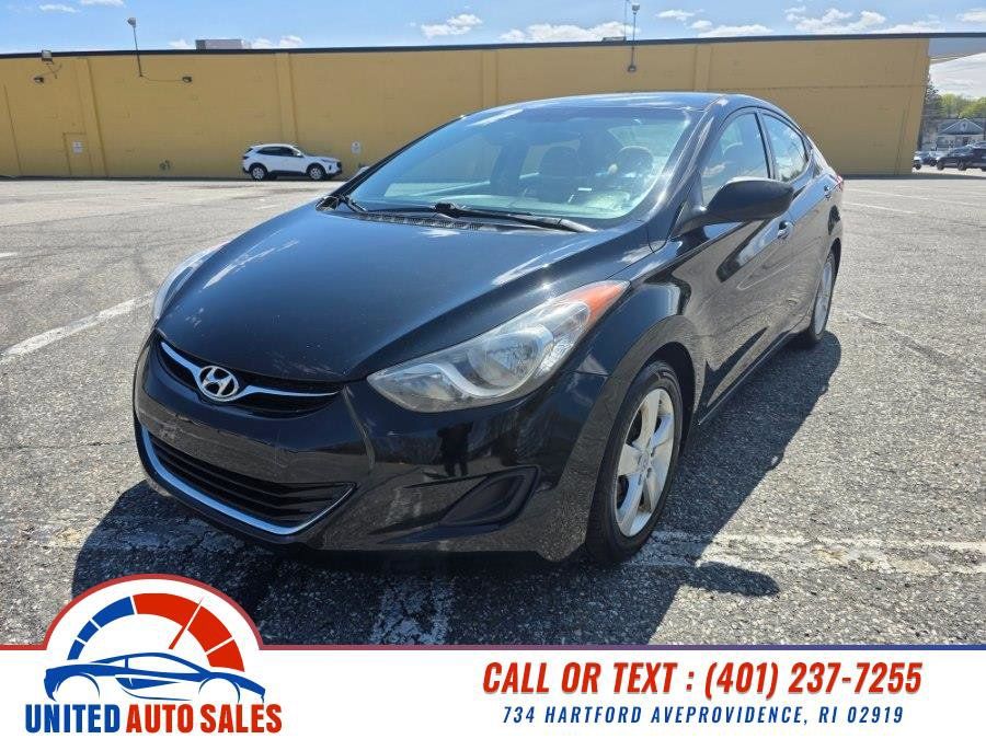Used 2013 Hyundai Elantra GLS FWD image 1